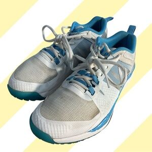 Reebok J.J. Watt Signature Shoe Classic Sneakers Boys Size 5/ Women's Size 6.5